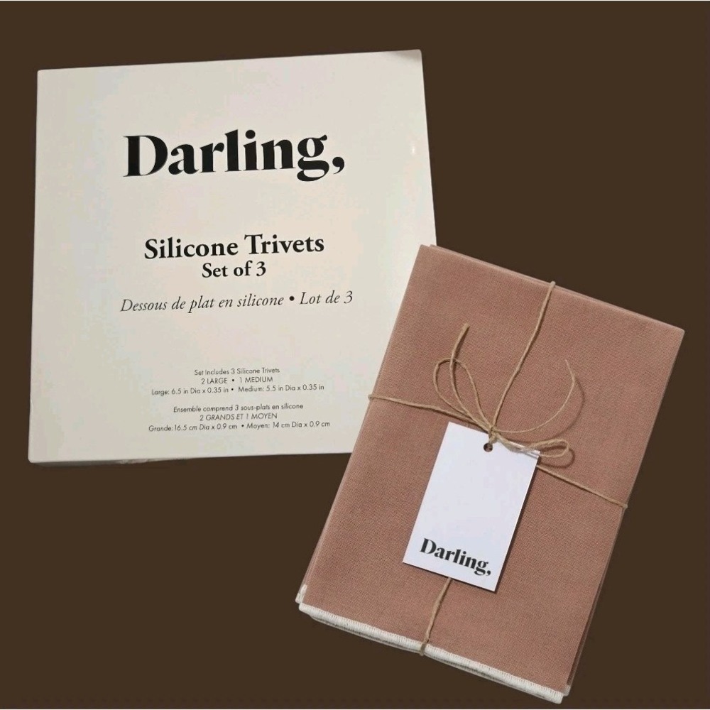 Darling Silicone Trivets Set of 3 And Darling Cotton Napkin Set Of 4‎ Neutrals